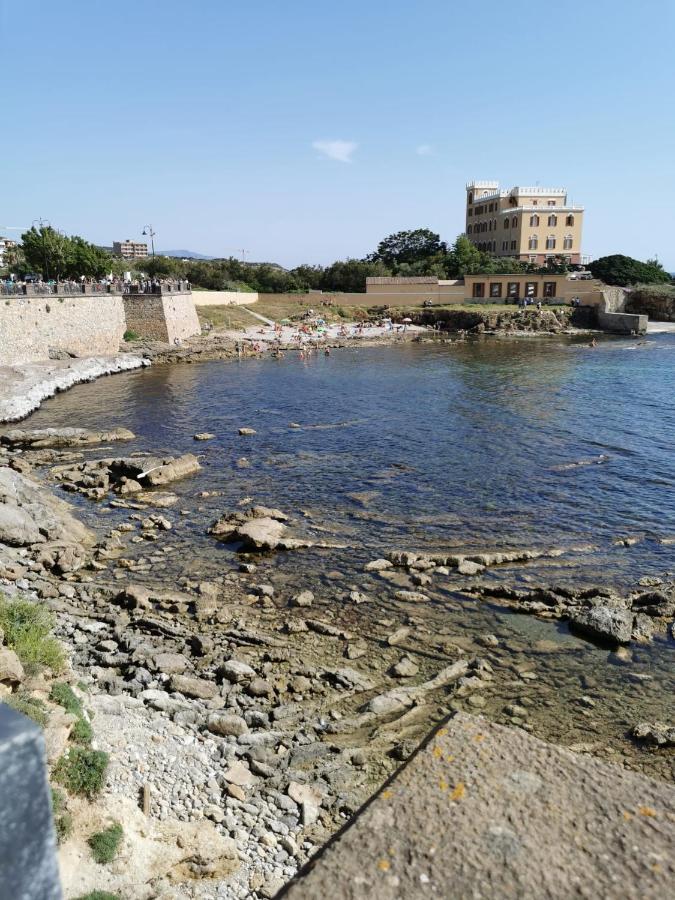 Casa Di Molly Al Centro Di Alghero Eksteriør billede